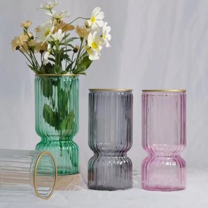 Florero Decorativo De Vidrio Con Diseño Borde Dorado Gris