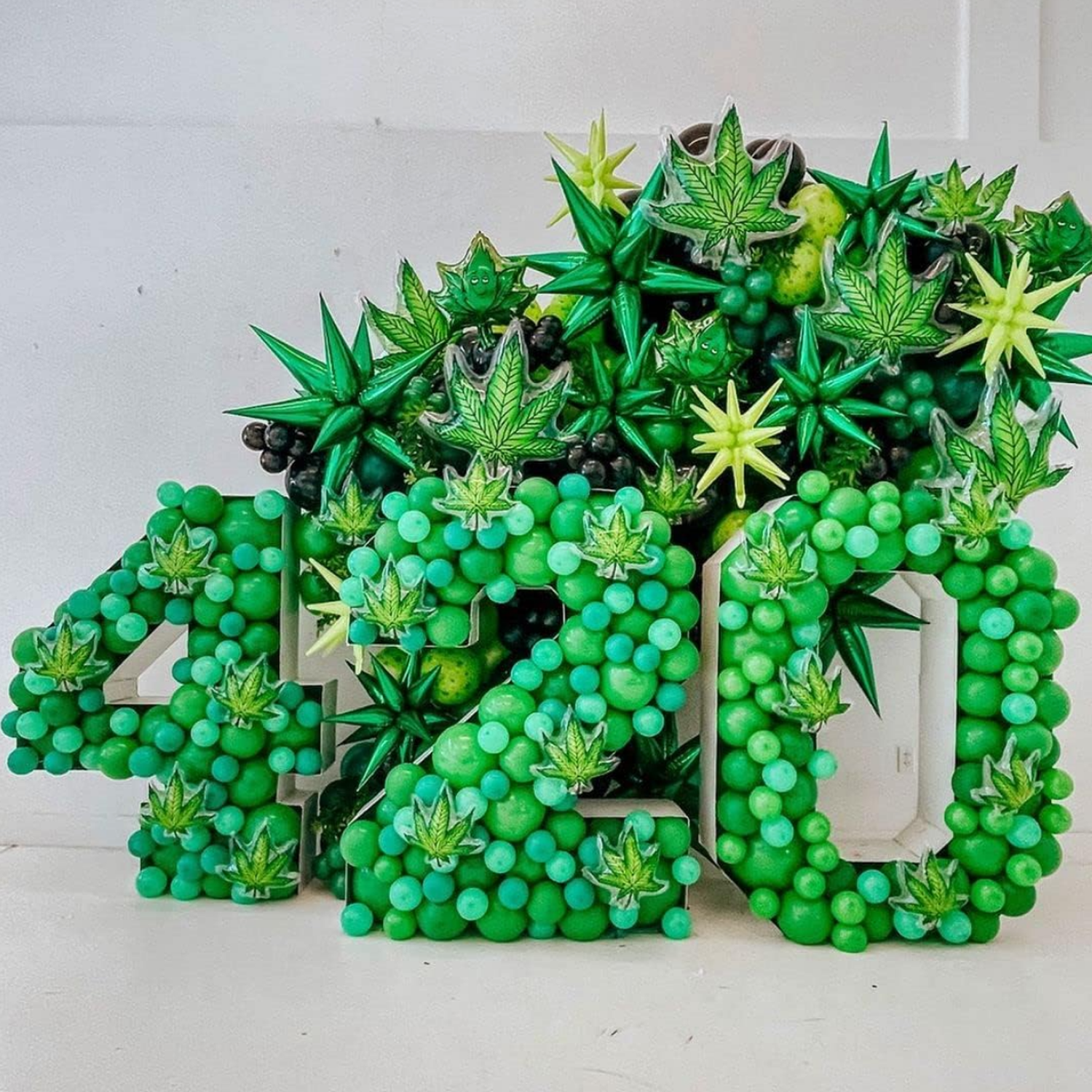 png_1500x1500_58298567
