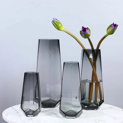 Florero Decorativo Geometrico Hexagonal De Vidrio Oscuro S