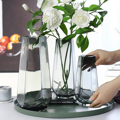 Florero Decorativo Geometrico Hexagonal De Vidrio Oscuro S